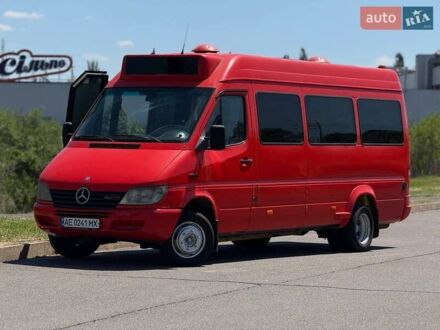 Червоний Мерседес Sprinter, об'ємом двигуна 2.2 л та пробігом 716 тис. км за 8000 $, фото 1 на Automoto.ua