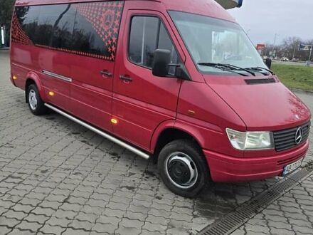 Червоний Мерседес Sprinter, об'ємом двигуна 2.87 л та пробігом 2 тис. км за 15500 $, фото 1 на Automoto.ua