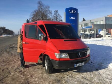 Червоний Мерседес Sprinter, об'ємом двигуна 2.9 л та пробігом 495 тис. км за 9000 $, фото 1 на Automoto.ua