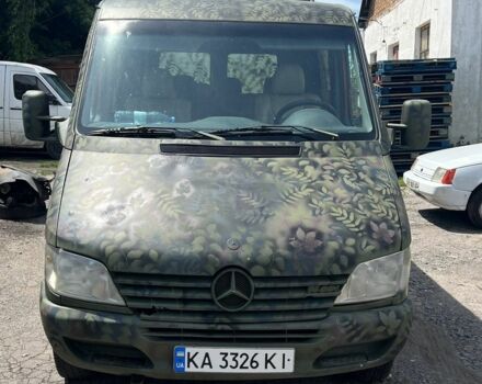 Красный Мерседес Sprinter, объемом двигателя 2.1 л и пробегом 350 тыс. км за 4000 $, фото 1 на Automoto.ua