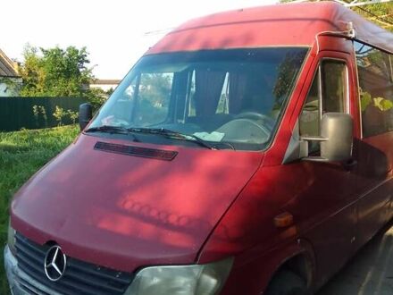 Мерседес Sprinter 2002 в Томаковка на Automoto.ua Красный Мерседес Sprinter, объемом двигателя 2.15 л и пробегом 1 тыс. км за 6500 $, фото 1 на Automoto.ua