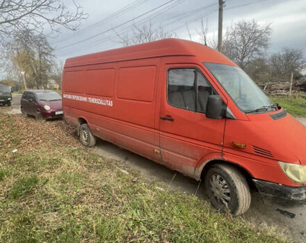 Мерседес Sprinter 2003 в Виннице на Automoto.ua Красный Мерседес Sprinter, объемом двигателя 0 л и пробегом 400 тыс. км за 4300 $, фото 1 на Automoto.ua