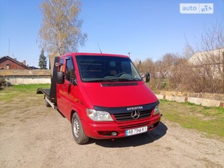 Красный Мерседес Sprinter, объемом двигателя 2.69 л и пробегом 283 тыс. км за 16500 $, фото 1 на Automoto.ua