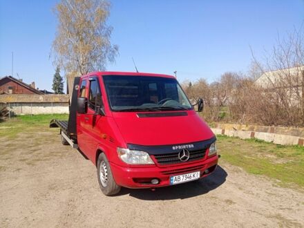 Мерседес Sprinter 2003 в Тростянце на Automoto.ua Красный Мерседес Sprinter, объемом двигателя 2.7 л и пробегом 283 тыс. км за 18300 $, фото 1 на Automoto.ua