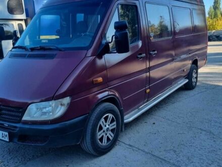 Красный Мерседес Sprinter, объемом двигателя 2.7 л и пробегом 280 тыс. км за 7823 $, фото 1 на Automoto.ua
