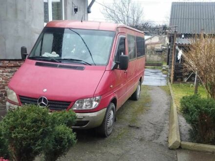Червоний Мерседес Sprinter, об'ємом двигуна 2.2 л та пробігом 450 тис. км за 6908 $, фото 1 на Automoto.ua