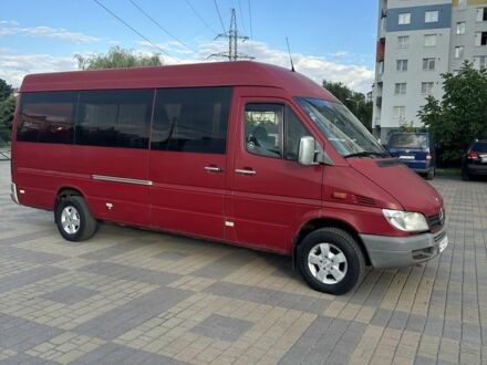Мерседес Sprinter 2004 у Івано-Франківську на Automoto.ua Червоний Мерседес Sprinter, об'ємом двигуна 2.7 л та пробігом 540 тис. км за 9300 $, фото 1 на Automoto.ua