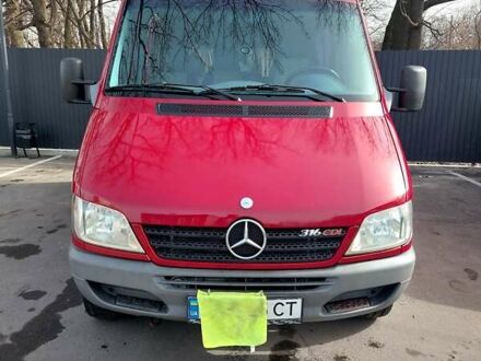 Мерседес Sprinter 2004 у Києві на Automoto.ua Червоний Мерседес Sprinter, об'ємом двигуна 2.7 л та пробігом 610 тис. км за 12500 $, фото 1 на Automoto.ua