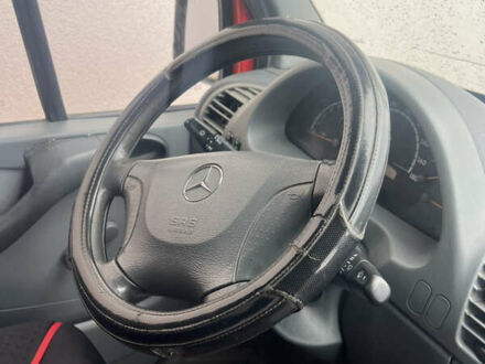 Червоний Мерседес Sprinter, об'ємом двигуна 2.1 л та пробігом 416 тис. км за 5200 $, фото 1 на Automoto.ua