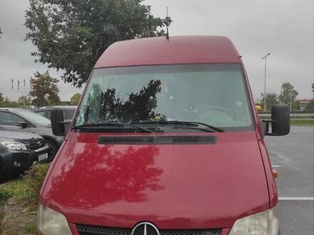 Мерседес Sprinter 2005 в Мукачеве на Automoto.ua Красный Мерседес Sprinter, объемом двигателя 2.68 л и пробегом 134 тыс. км за 9400 $, фото 1 на Automoto.ua