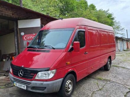 Червоний Мерседес Sprinter, об'ємом двигуна 0.22 л та пробігом 300 тис. км за 9500 $, фото 1 на Automoto.ua