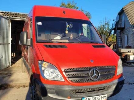 Мерседес Sprinter 2007 в Бару на Automoto.ua Красный Мерседес Sprinter, объемом двигателя 2.15 л и пробегом 290 тыс. км за 11000 $, фото 1 на Automoto.ua