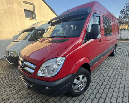 Красный Мерседес Sprinter, объемом двигателя 3 л и пробегом 705 тыс. км за 16499 $, фото 1 на Automoto.ua