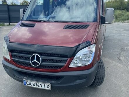 Червоний Мерседес Sprinter, об'ємом двигуна 2.9 л та пробігом 300 тис. км за 15800 $, фото 1 на Automoto.ua