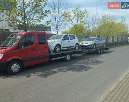 Красный Мерседес Sprinter, объемом двигателя 2.14 л и пробегом 600 тыс. км за 16500 $, фото 1 на Automoto.ua