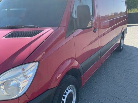 Красный Мерседес Sprinter, объемом двигателя 2.2 л и пробегом 429 тыс. км за 16500 $, фото 1 на Automoto.ua