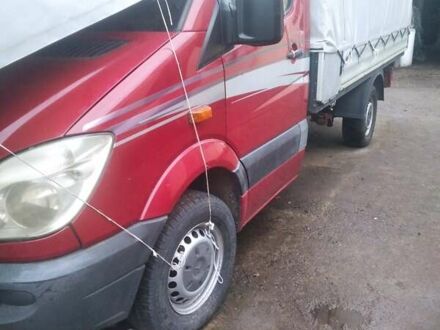 Красный Мерседес Sprinter, объемом двигателя 2.9 л и пробегом 200 тыс. км за 18000 $, фото 1 на Automoto.ua