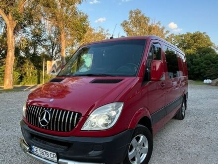 Красный Мерседес Sprinter, объемом двигателя 2.14 л и пробегом 480 тыс. км за 17300 $, фото 1 на Automoto.ua