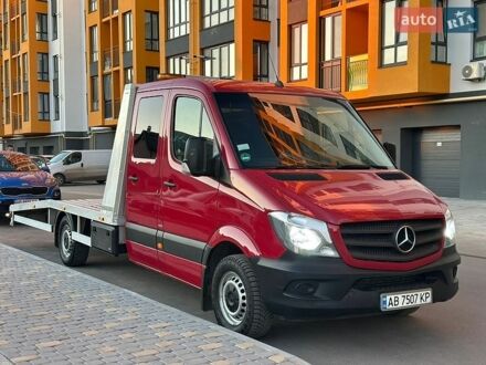 Красный Мерседес Sprinter, объемом двигателя 2.2 л и пробегом 248 тыс. км за 25999 $, фото 1 на Automoto.ua