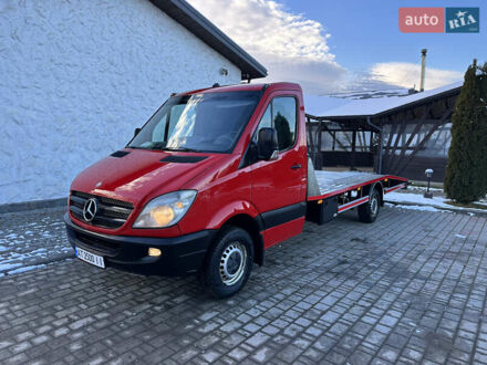 Красный Мерседес Sprinter, объемом двигателя 3 л и пробегом 700 тыс. км за 19500 $, фото 1 на Automoto.ua