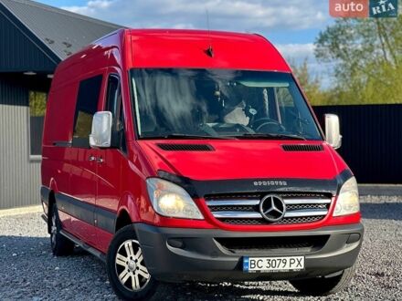 Червоний Мерседес Sprinter, об'ємом двигуна 2.1 л та пробігом 350 тис. км за 16399 $, фото 1 на Automoto.ua