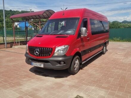Красный Мерседес Sprinter, объемом двигателя 2.99 л и пробегом 900 тыс. км за 19800 $, фото 1 на Automoto.ua
