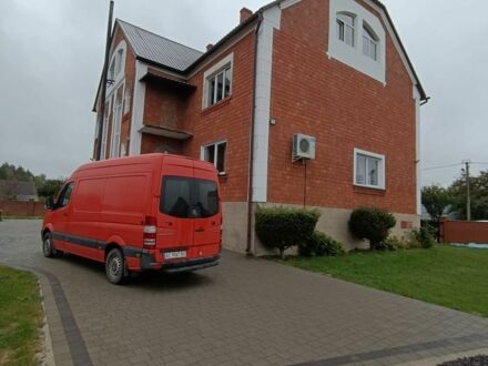 Красный Мерседес Sprinter, объемом двигателя 2.2 л и пробегом 370 тыс. км за 15500 $, фото 1 на Automoto.ua