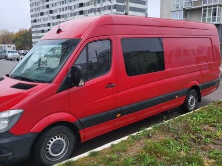 Червоний Мерседес Sprinter, об'ємом двигуна 2.14 л та пробігом 250 тис. км за 20800 $, фото 1 на Automoto.ua