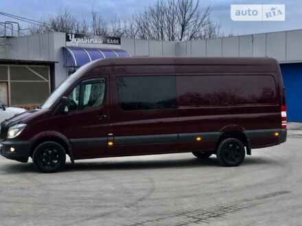 Красный Мерседес Sprinter, объемом двигателя 2.9 л и пробегом 337 тыс. км за 38900 $, фото 1 на Automoto.ua