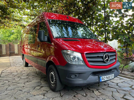 Красный Мерседес Sprinter, объемом двигателя 2.14 л и пробегом 493 тыс. км за 17500 $, фото 1 на Automoto.ua