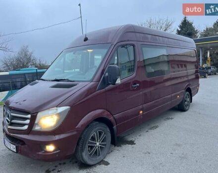 Красный Мерседес Sprinter, объемом двигателя 2.14 л и пробегом 483 тыс. км за 21300 $, фото 1 на Automoto.ua