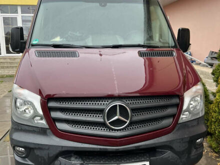 Червоний Мерседес Sprinter, об'ємом двигуна 3.2 л та пробігом 280 тис. км за 24000 $, фото 1 на Automoto.ua