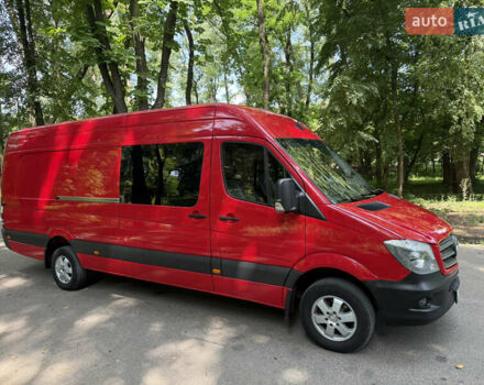 Красный Мерседес Sprinter, объемом двигателя 2.99 л и пробегом 424 тыс. км за 33412 $, фото 1 на Automoto.ua