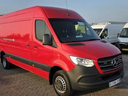 Красный Мерседес Sprinter, объемом двигателя 2.99 л и пробегом 265 тыс. км за 46700 $, фото 1 на Automoto.ua