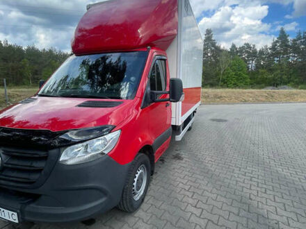 Красный Мерседес Sprinter, объемом двигателя 2.14 л и пробегом 274 тыс. км за 29950 $, фото 1 на Automoto.ua