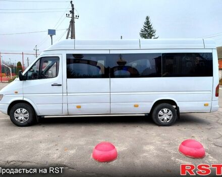 Мерседес Sprinter, объемом двигателя 2.9 л и пробегом 300 тыс. км за 8000 $, фото 2 на Automoto.ua