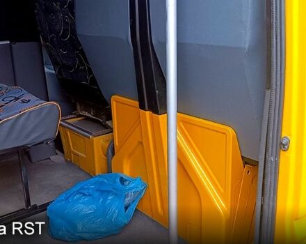 Мерседес Sprinter, об'ємом двигуна 2.2 л та пробігом 300 тис. км за 15000 $, фото 7 на Automoto.ua