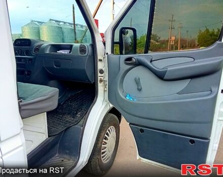 Мерседес Sprinter, объемом двигателя 2.2 л и пробегом 550 тыс. км за 5200 $, фото 5 на Automoto.ua