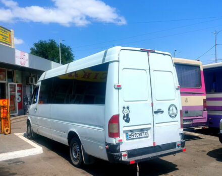 Мерседес Sprinter, объемом двигателя 2.2 л и пробегом 375 тыс. км за 10500 $, фото 6 на Automoto.ua