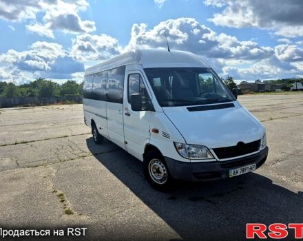 Мерседес Sprinter, объемом двигателя 2.2 л и пробегом 400 тыс. км за 6200 $, фото 1 на Automoto.ua