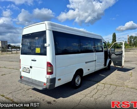Мерседес Sprinter, объемом двигателя 2.2 л и пробегом 400 тыс. км за 6200 $, фото 2 на Automoto.ua