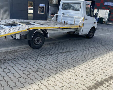 Мерседес Sprinter, объемом двигателя 2.3 л и пробегом 650 тыс. км за 7900 $, фото 1 на Automoto.ua