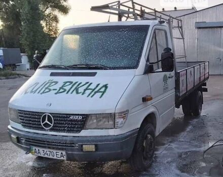 Мерседес Sprinter, объемом двигателя 2.5 л и пробегом 500 тыс. км за 7500 $, фото 4 на Automoto.ua