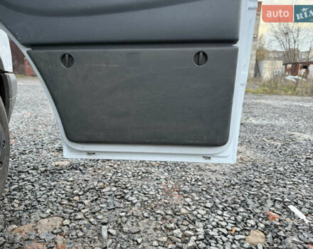 Мерседес Sprinter, об'ємом двигуна 2.7 л та пробігом 360 тис. км за 19999 $, фото 11 на Automoto.ua