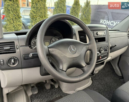 Мерседес Sprinter, объемом двигателя 0 л и пробегом 147 тыс. км за 15500 $, фото 13 на Automoto.ua