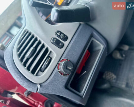 Мерседес Sprinter, об'ємом двигуна 2.7 л та пробігом 367 тис. км за 13000 $, фото 12 на Automoto.ua