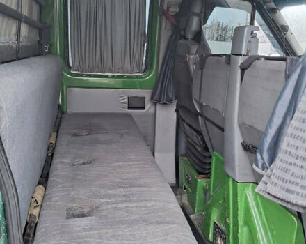 Мерседес Sprinter, объемом двигателя 2.7 л и пробегом 740 тыс. км за 16500 $, фото 4 на Automoto.ua