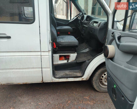 Мерседес Sprinter, об'ємом двигуна 2.7 л та пробігом 524 тис. км за 9000 $, фото 11 на Automoto.ua