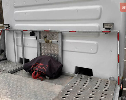 Мерседес Sprinter, объемом двигателя 3 л и пробегом 53 тыс. км за 45000 $, фото 9 на Automoto.ua