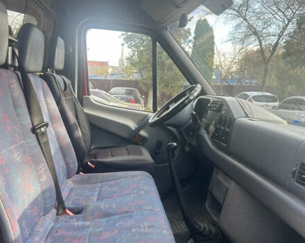 Мерседес Sprinter, объемом двигателя 2.3 л и пробегом 300 тыс. км за 2800 $, фото 1 на Automoto.ua